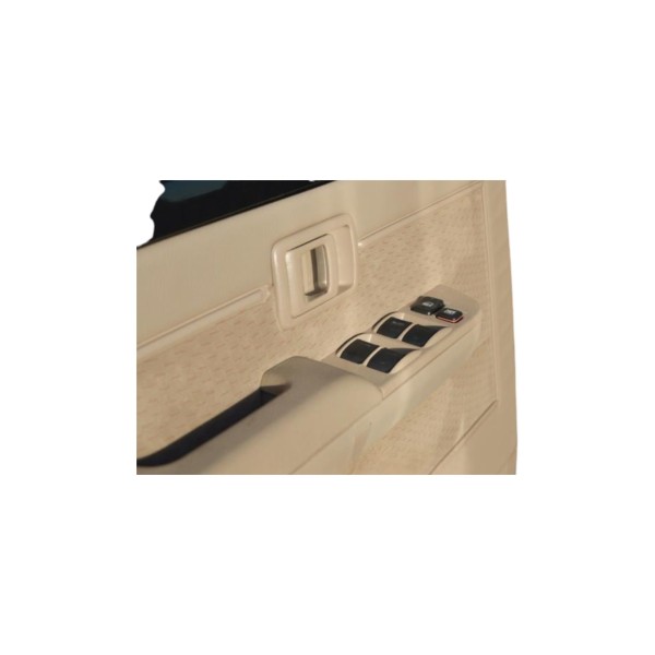 Toyota Land Cruiser 76 AT Luxury | Modena Motors