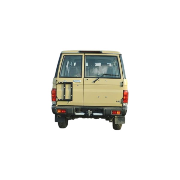 Toyota Land Cruiser 76 AT Luxury | Modena Motors