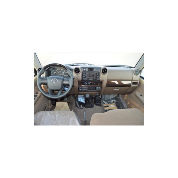 Toyota Land Cruiser 76 AT Luxury | Modena Motors