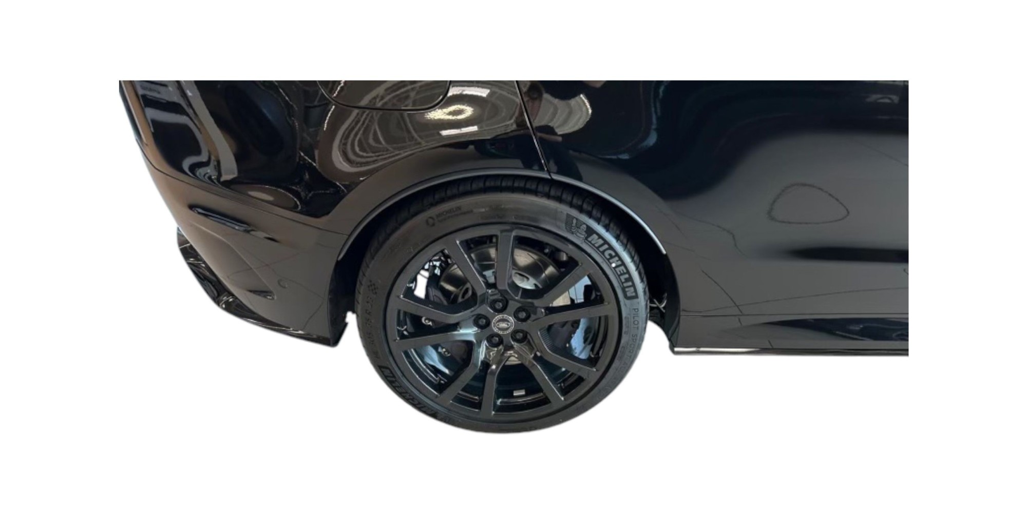 Range Rover Sport AWD | Power and Elegance