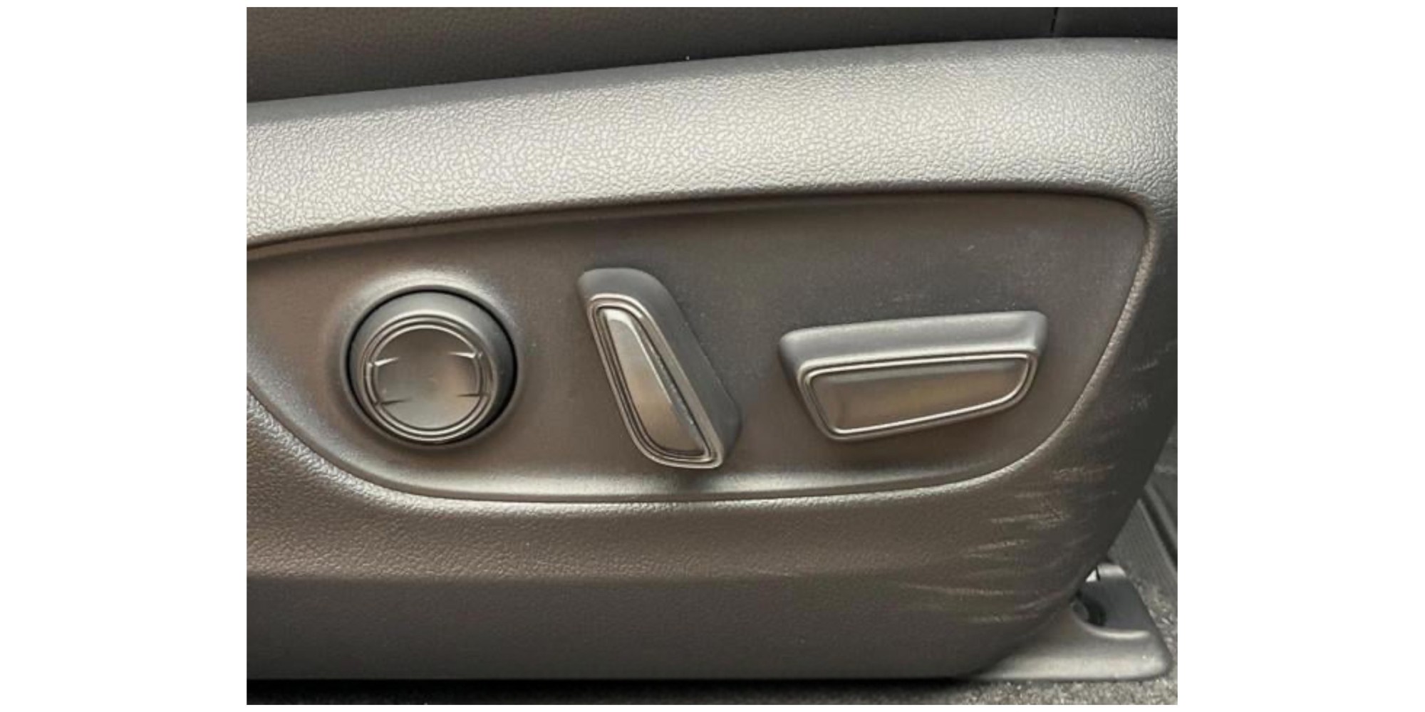 Toyota Land Cruiser 2.7 RHD | Rugged and Reliable