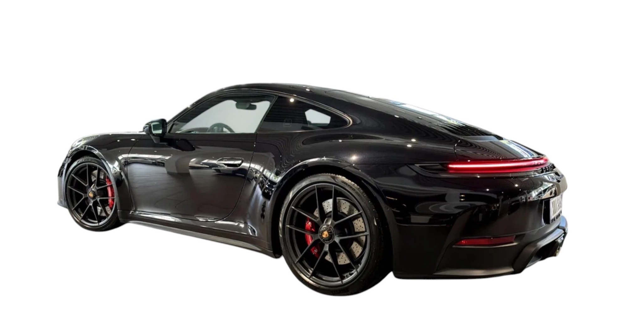 Porsche 911 992.2 Carrera 4 GTS - Open-Air Sportscar Excellence