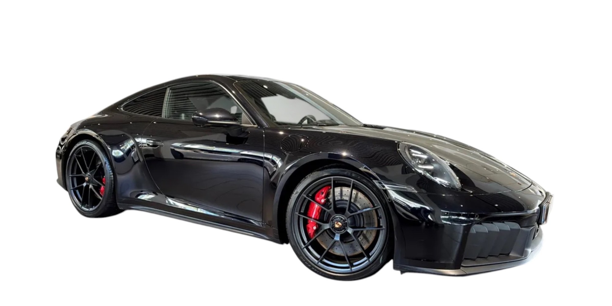Porsche 911 992.2 Carrera 4 GTS - Open-Air Sportscar Excellence