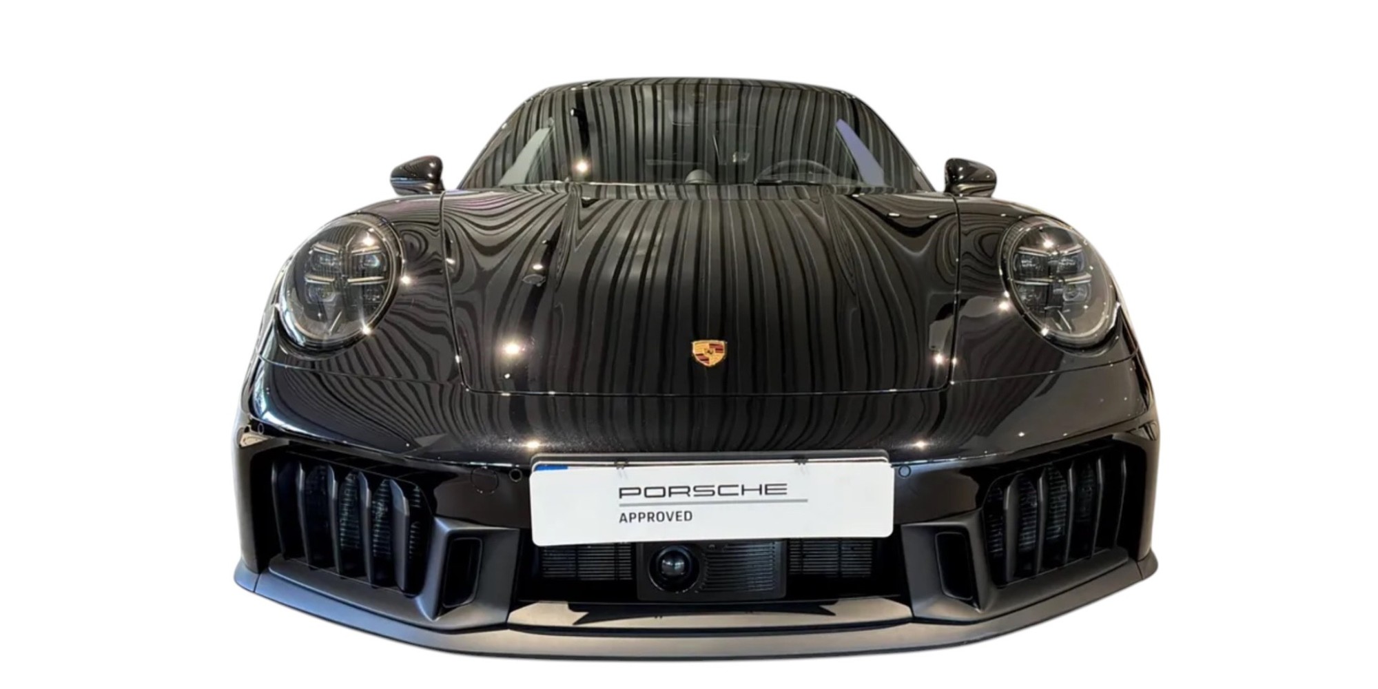 Porsche 911 992.2 Carrera 4 GTS - Open-Air Sportscar Excellence