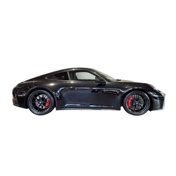 Porsche 911 992.2 Carrera 4 GTS - Open-Air Sportscar Excellence