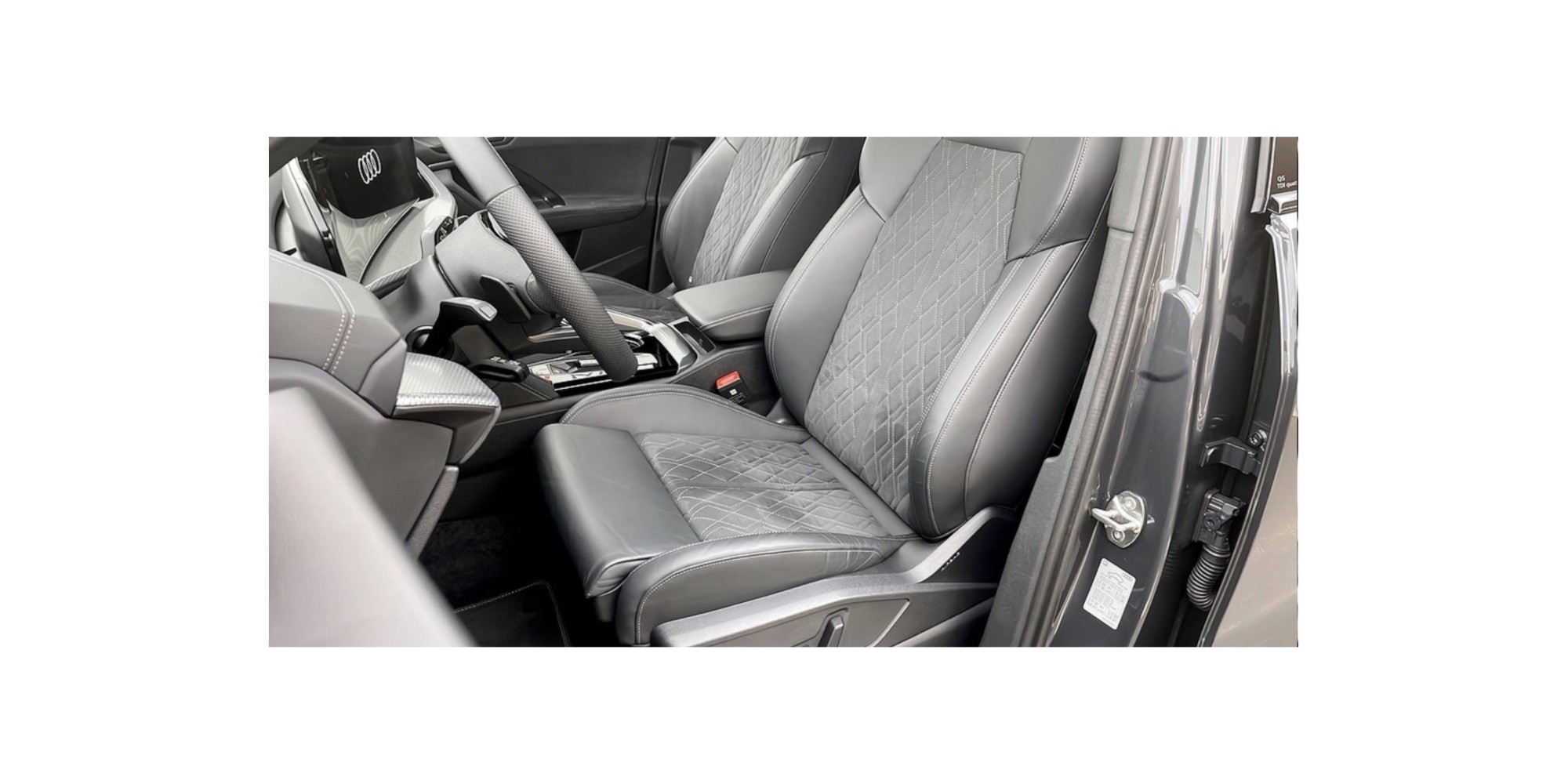 Audi Q5 TDI quattro S line Edition One ready delivery