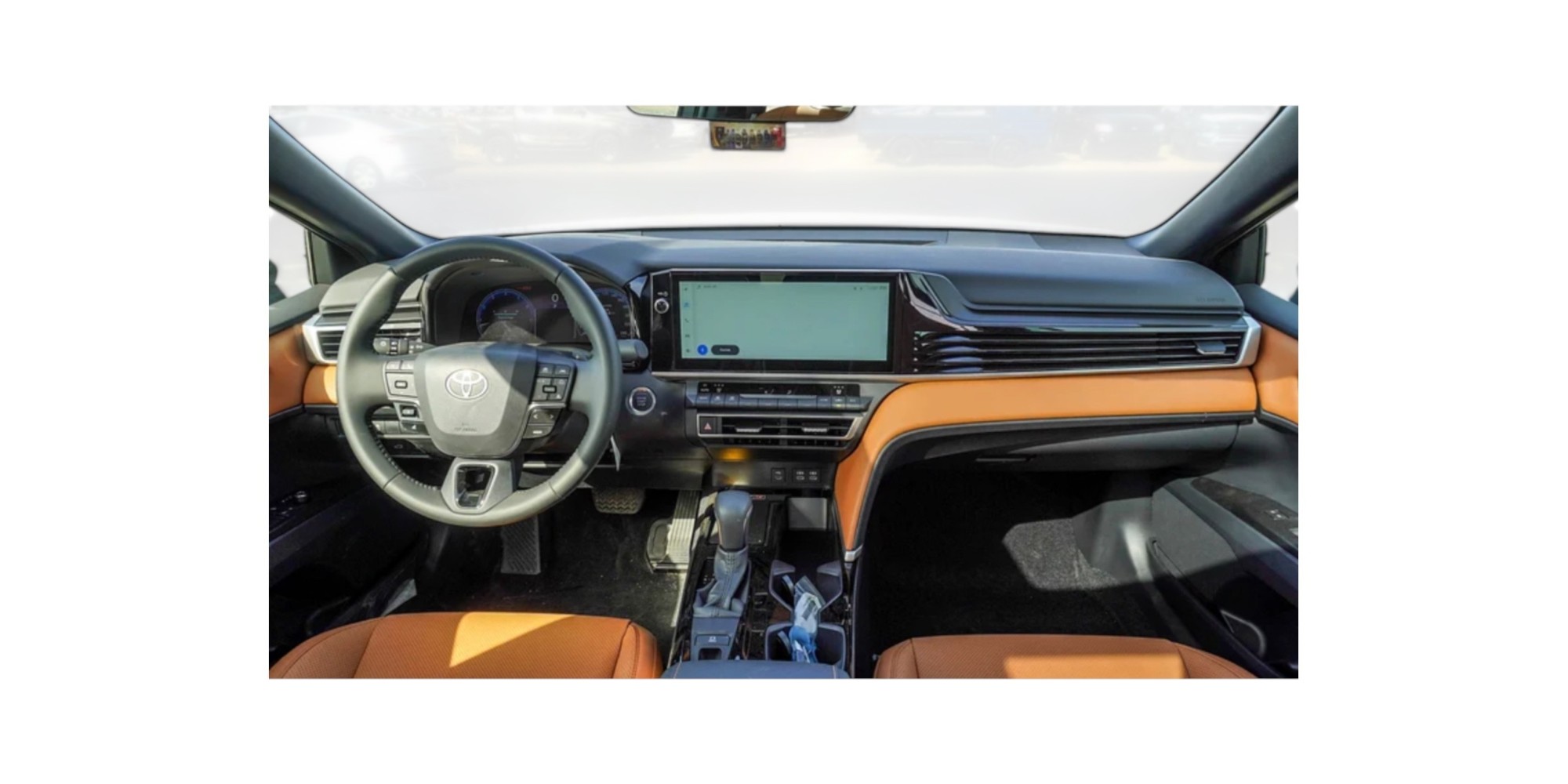 Toyota Camry Grande 2.5 Hybrid AT Modena Motors GmbH