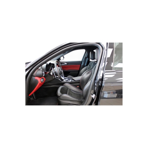 Alfa Romeo Giulia Quadrifoglio Euro 6 for sale Modena Motors GmbH