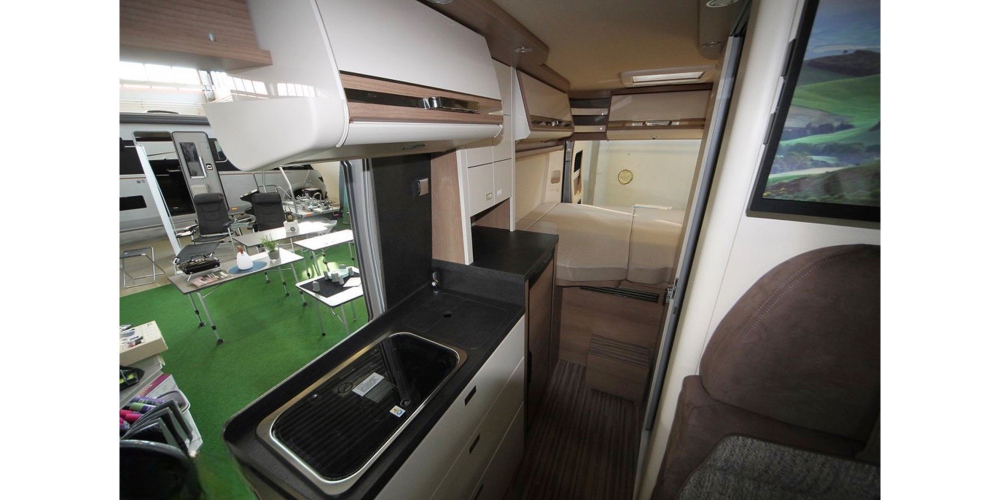 Carthago Van 600 DB | Luxury and Space