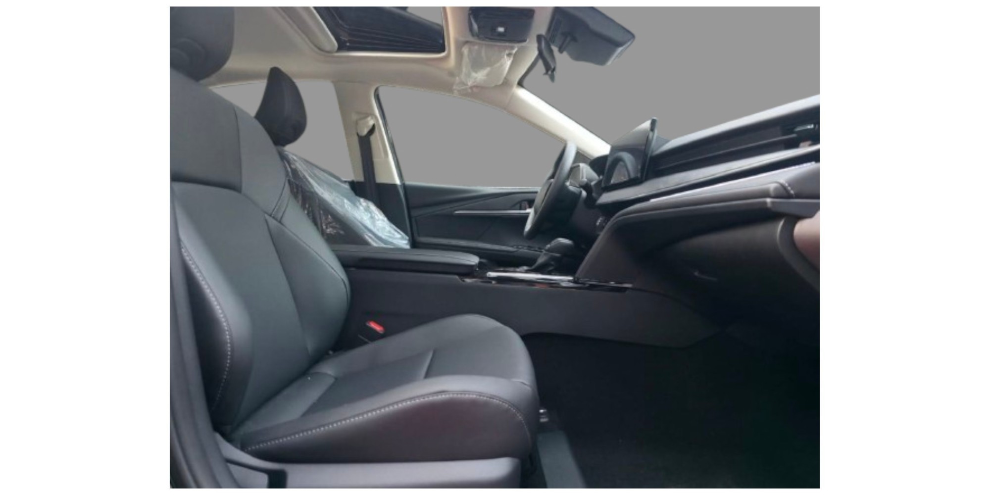 Toyota Camry GLE 2.5 Hybrid AT for Sale - Modena Motors