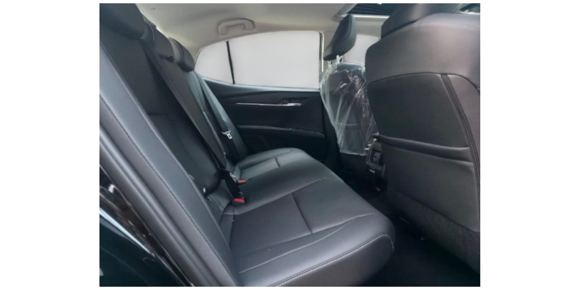 Toyota Camry GLE 2.5 Hybrid AT for Sale - Modena Motors