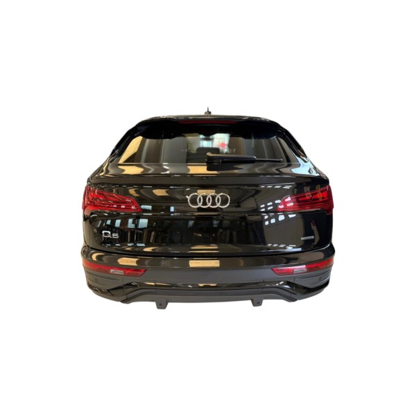 Audi Q5 Sportback | Advanced Hybrid SUV
