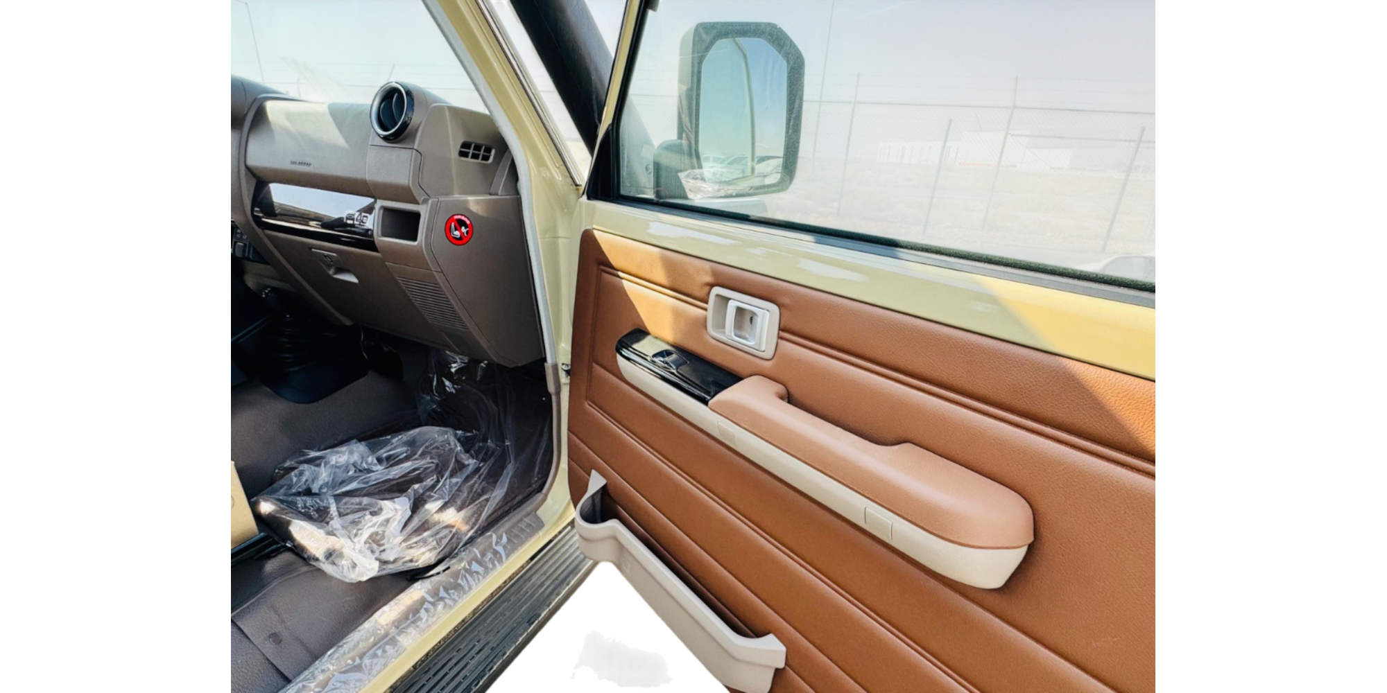 Toyota Land Cruiser 79 Double Cab 4.0 Petrol 4WD AT Full Options