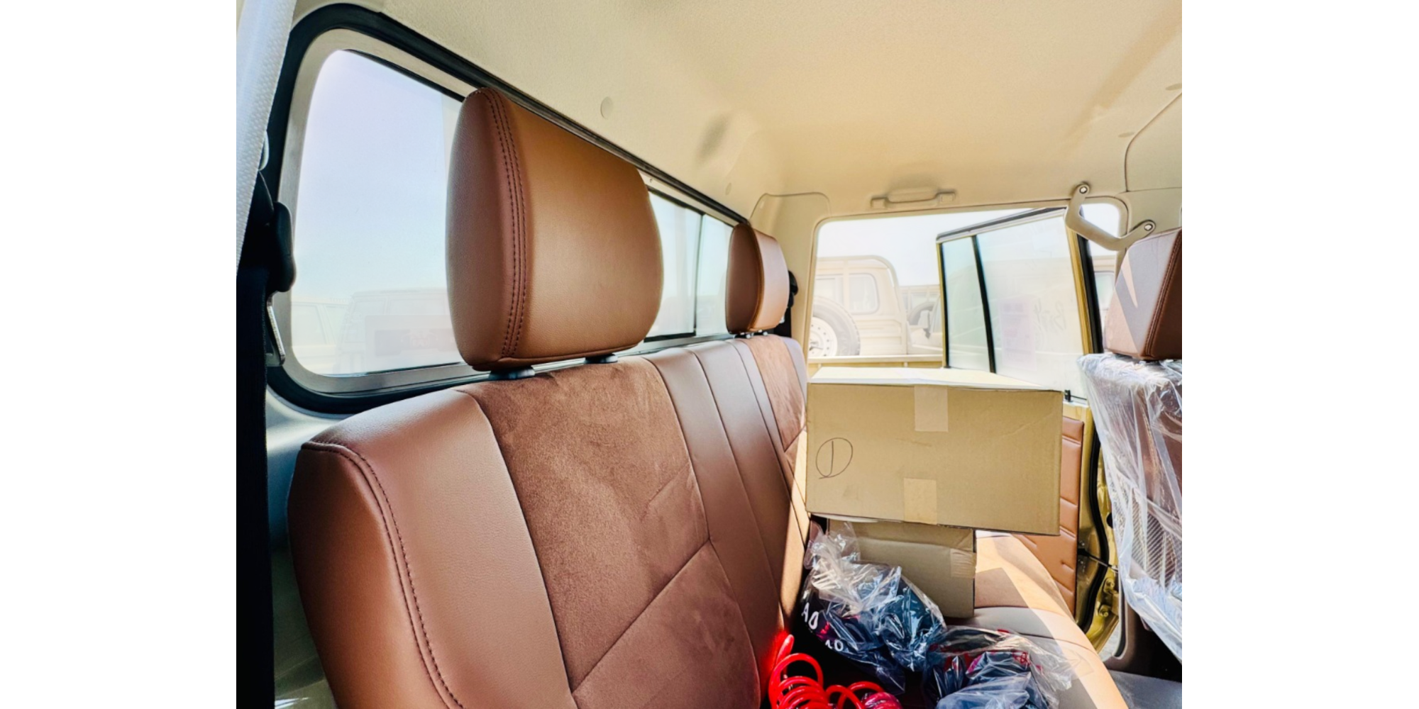 Toyota Land Cruiser 79 Double Cab 4.0 Petrol 4WD AT Full Options