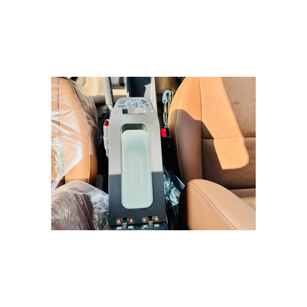 Toyota Land Cruiser 79 Double Cab 4.0 Petrol 4WD AT Full Options