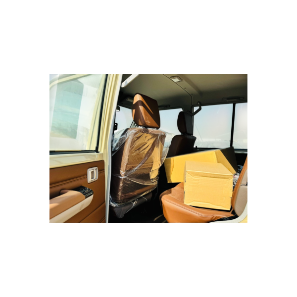 Toyota Land Cruiser 79 Double Cab 4.0 Petrol 4WD AT Full Options