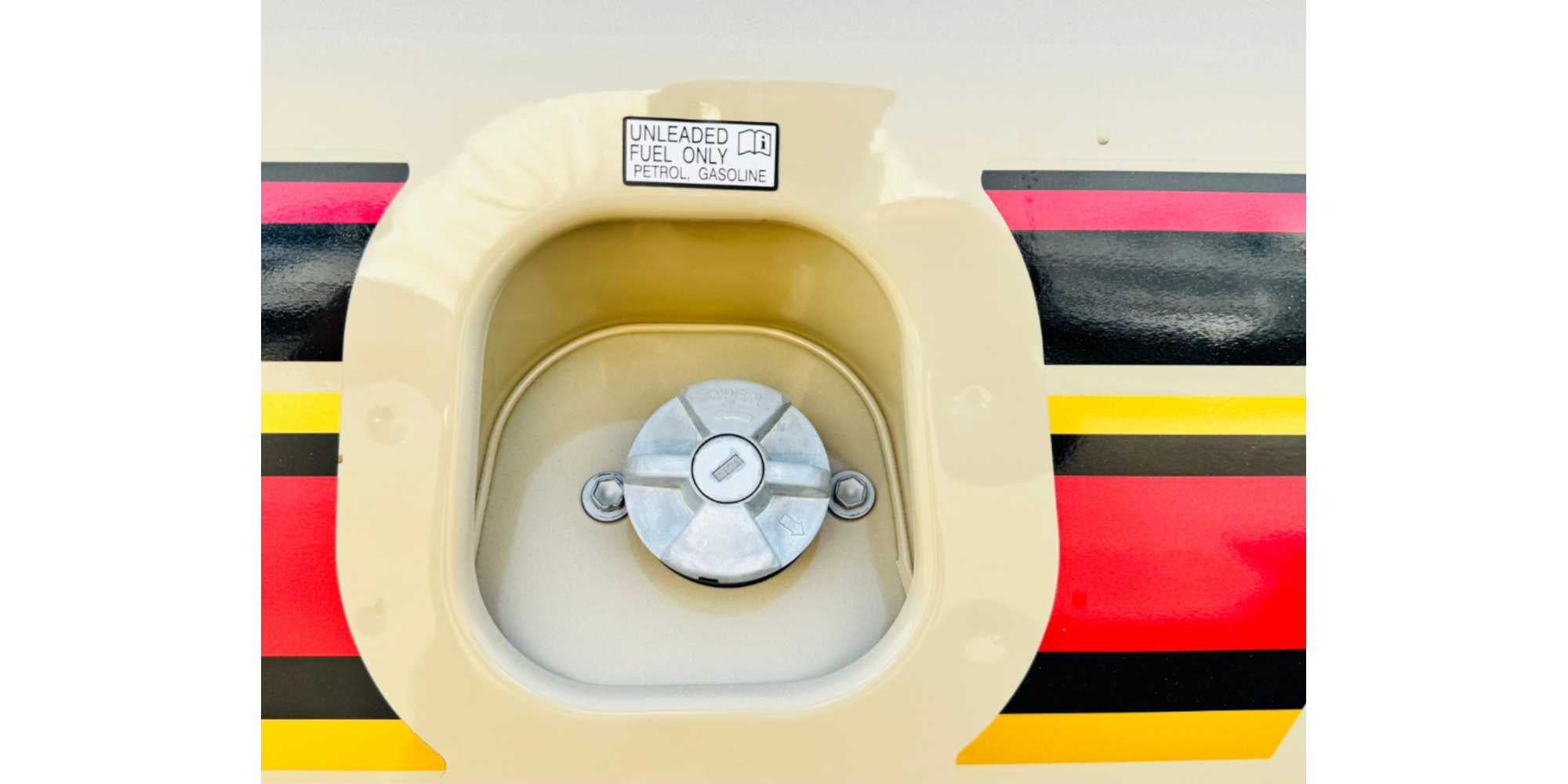 Toyota Land Cruiser 79 Double Cab 4.0 Petrol 4WD AT Full Options