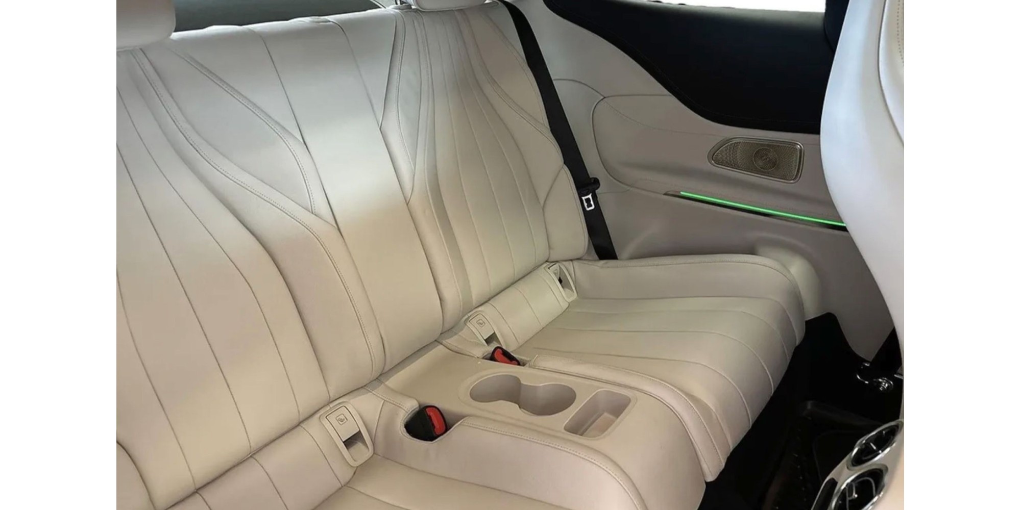 Mercedes-Benz CLE 300 | Sleek 4MATIC Coupe