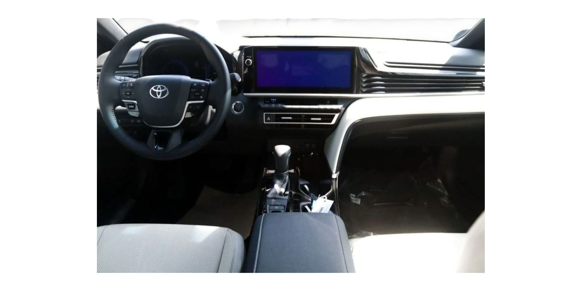 Toyota Camry GLE 2.5 Petrol AT for Sale - Modena Motors