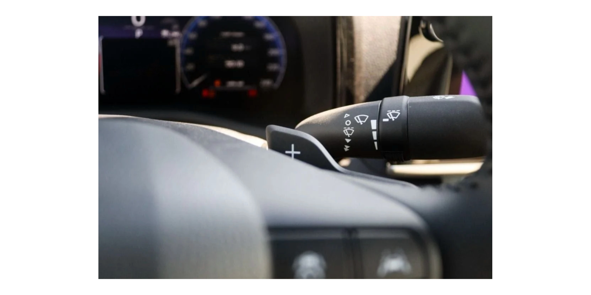 Toyota Camry GLE 2.5 Petrol AT for Sale - Modena Motors