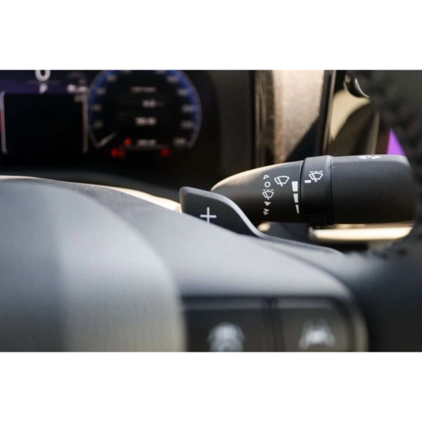 Toyota Camry GLE 2.5 Petrol AT for Sale - Modena Motors