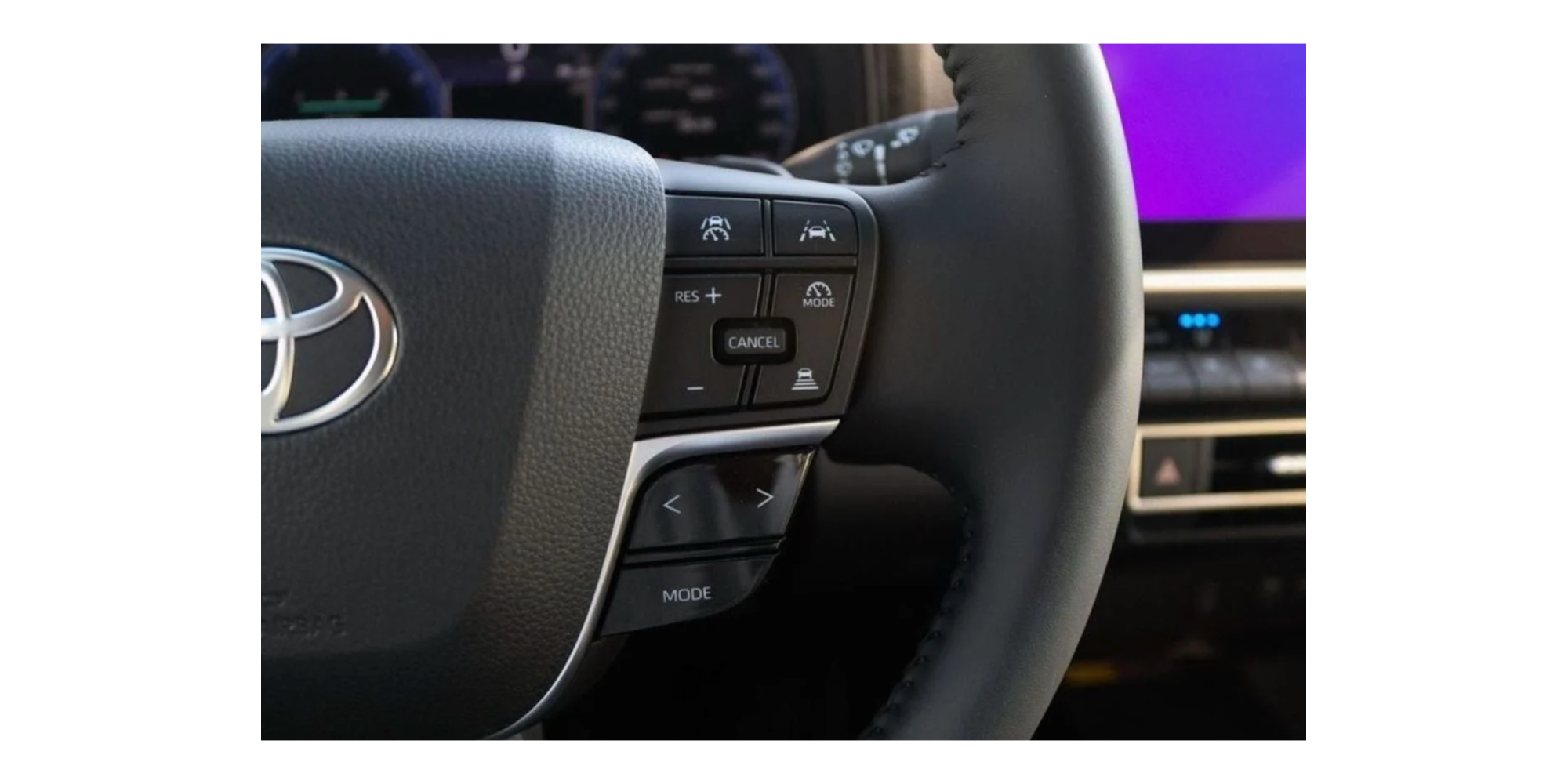 Toyota Camry GLE 2.5 Petrol AT for Sale - Modena Motors