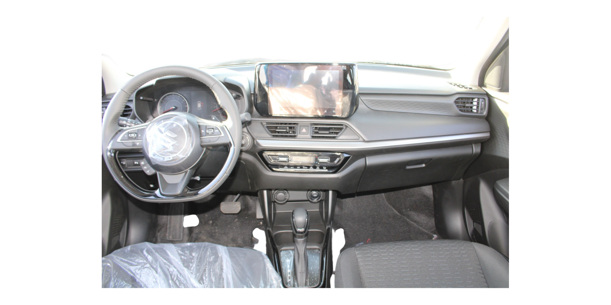 Suzuki Swift GLX 1.2 Petrol AT at Modena Motors GmbH