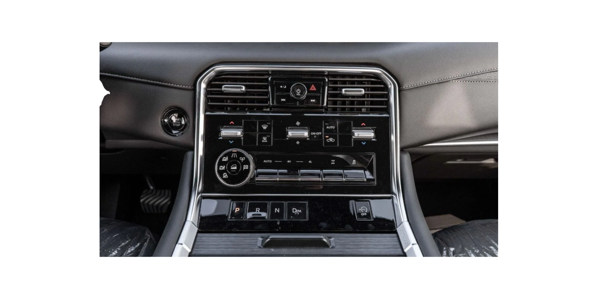 Nissan Patrol SE T2 3.8L V6 Petrol 8 Seats Modena Motors