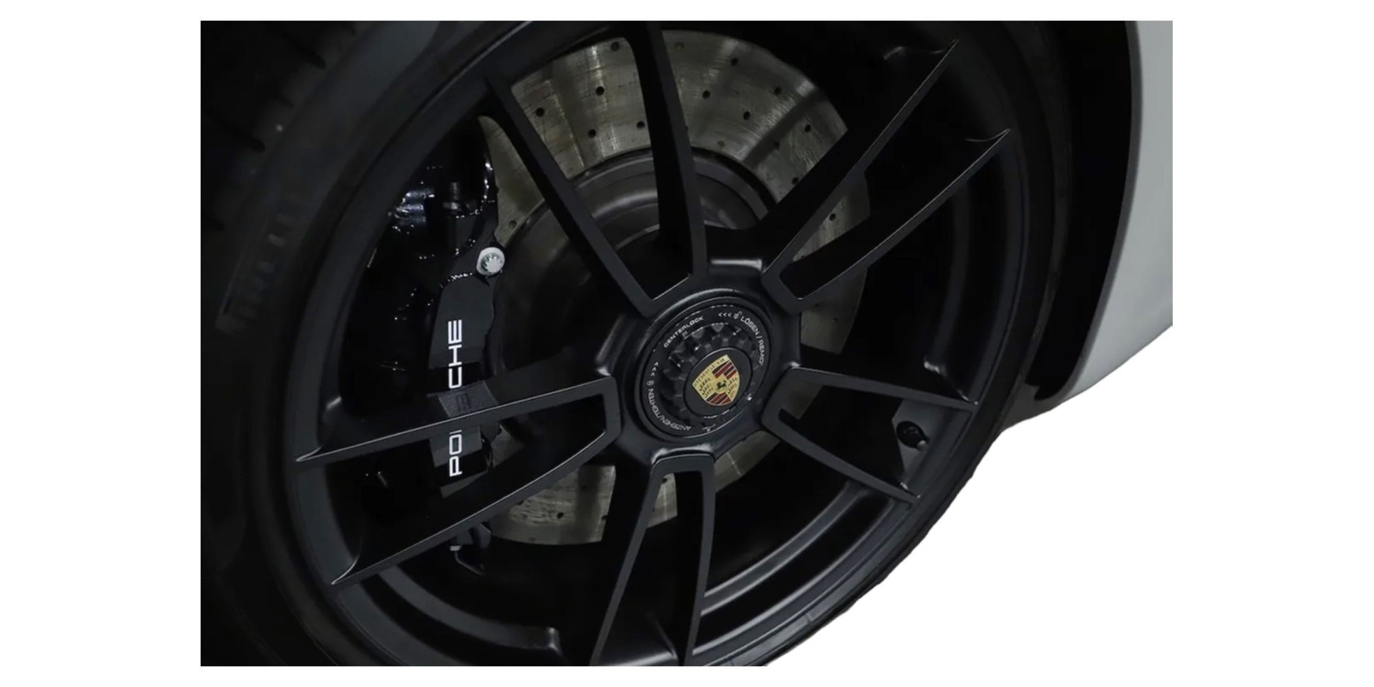 Porsche 911 992 GTS Cabrio | Open-Air Performance