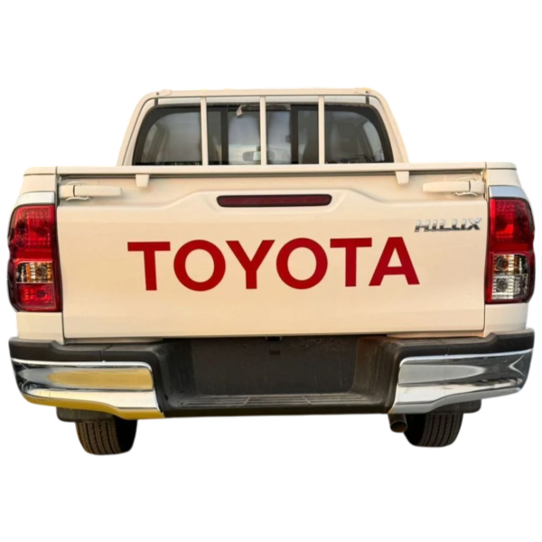 Toyota Hilux Double Cab 2.4 Diesel 4x2 Manual Truck