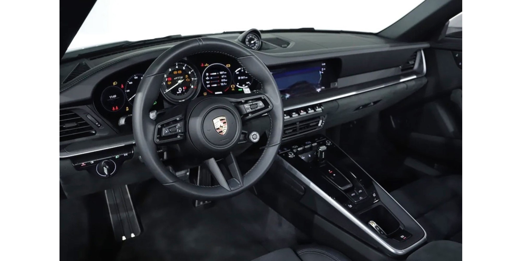 Porsche 911 992 GTS Cabrio | Open-Air Performance