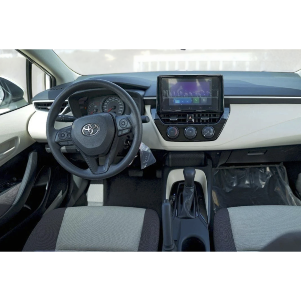 Toyota Corolla Sedán 1.6 gasolina, cambio automático CVT, nuevo