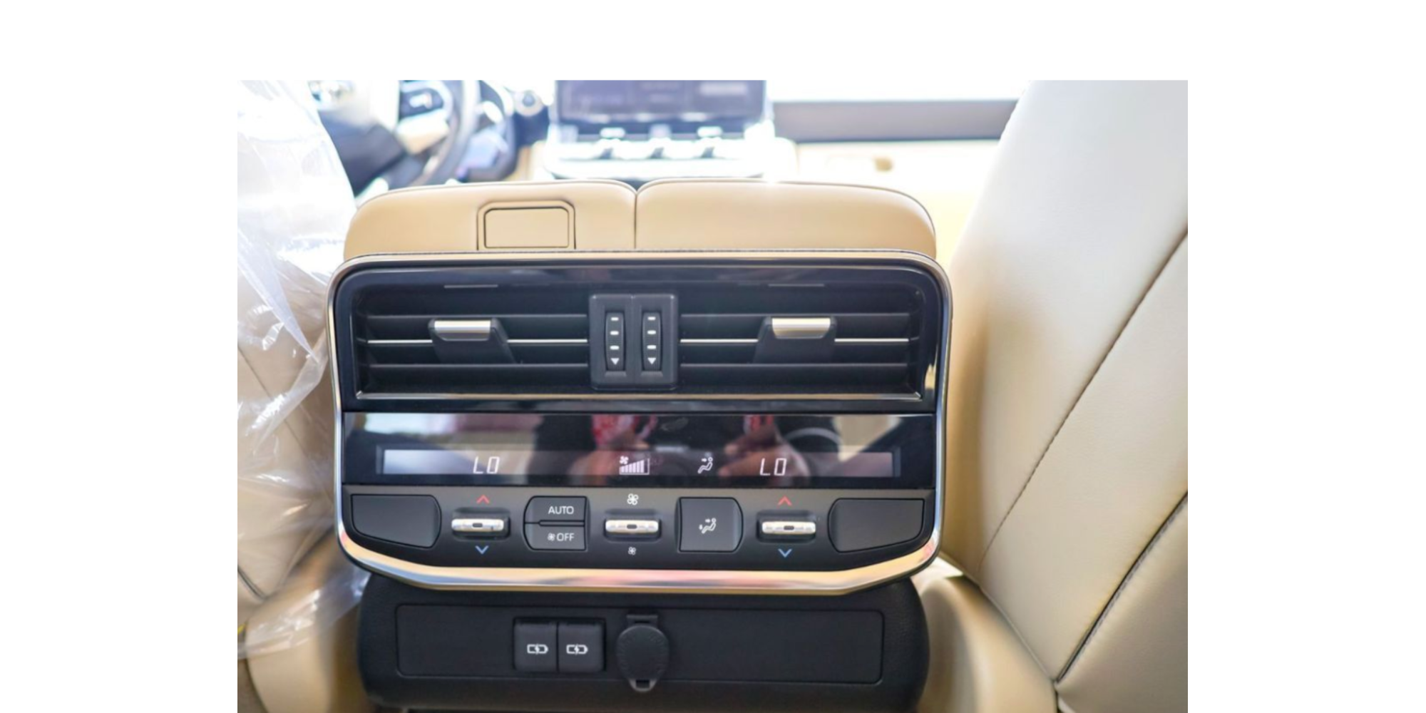 Toyota Land Cruiser 300 VXR 3.5 V6 Twin Turbo Petrol