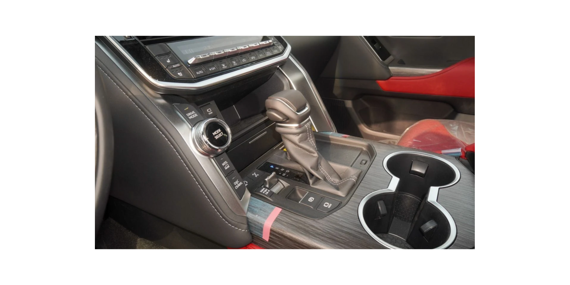 Toyota Land Cruiser 300 GR SPORT 3.5 V6 Twin Turbo Petrol