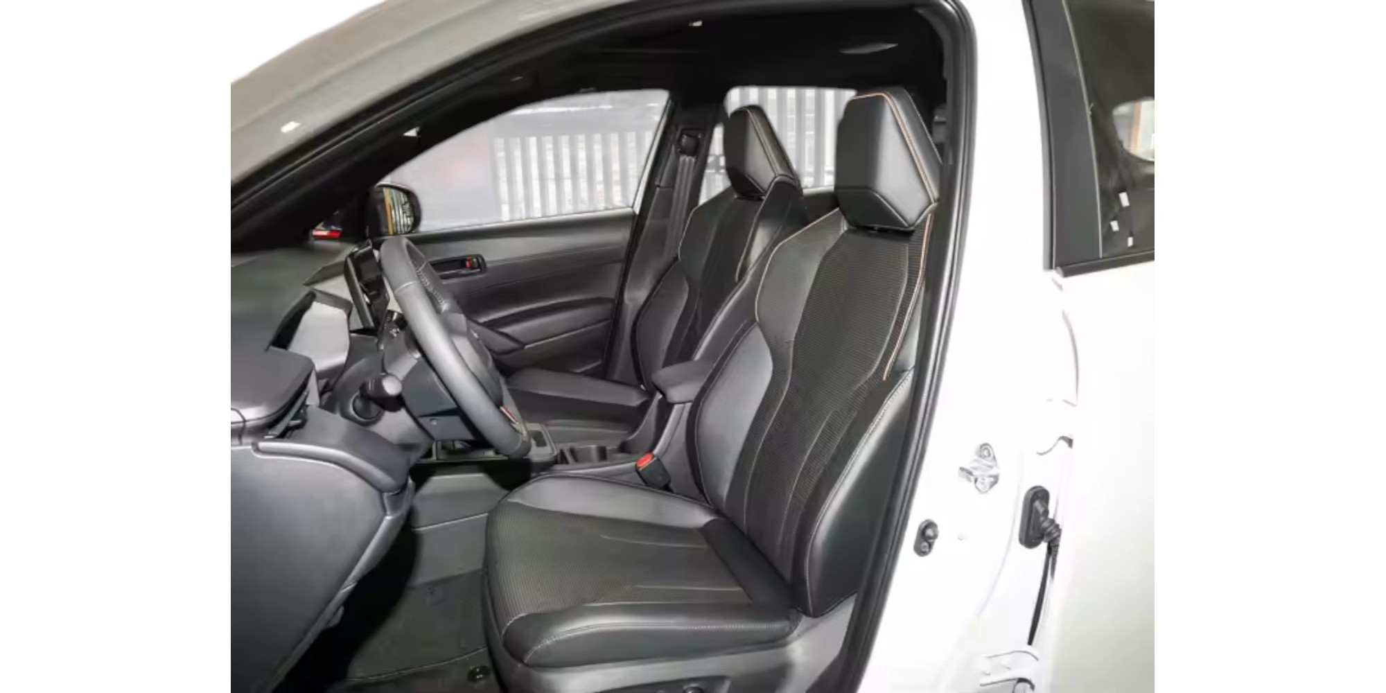 Toyota Corolla Cross 2.0 Petrol Elite Edition Automatic