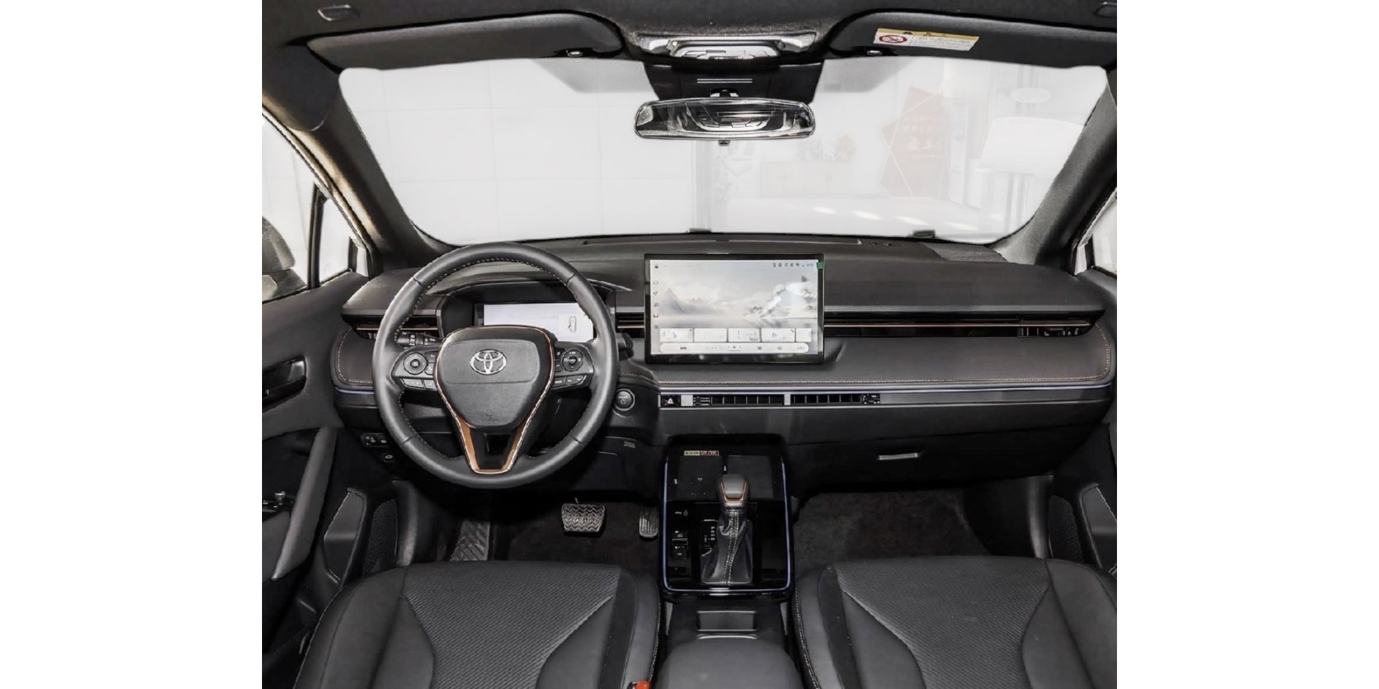 Toyota Corolla Cross Frontlander 2.0 Petrol Deluxe Edition Automatic