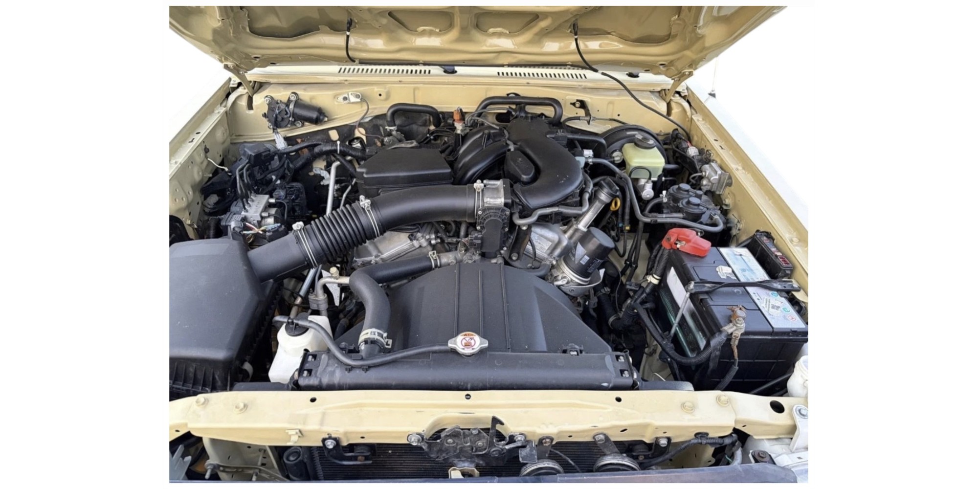 Toyota Land Cruiser 79, cabina simple, 4,0 L, gasolina