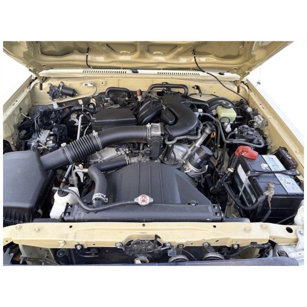 Toyota Land Cruiser 79 Single Cab 4.0 L Petrol