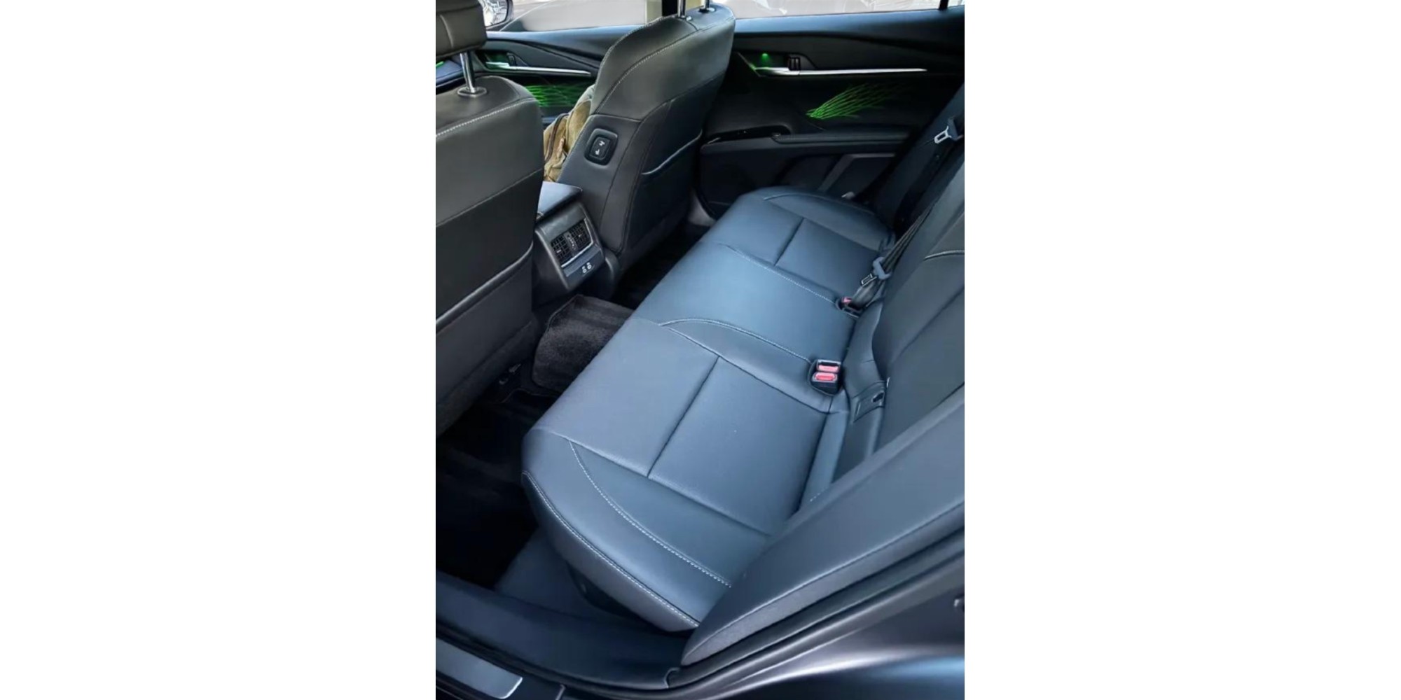 Toyota Camry 2.0 Petrol Luxury CVT Automatic Transmission