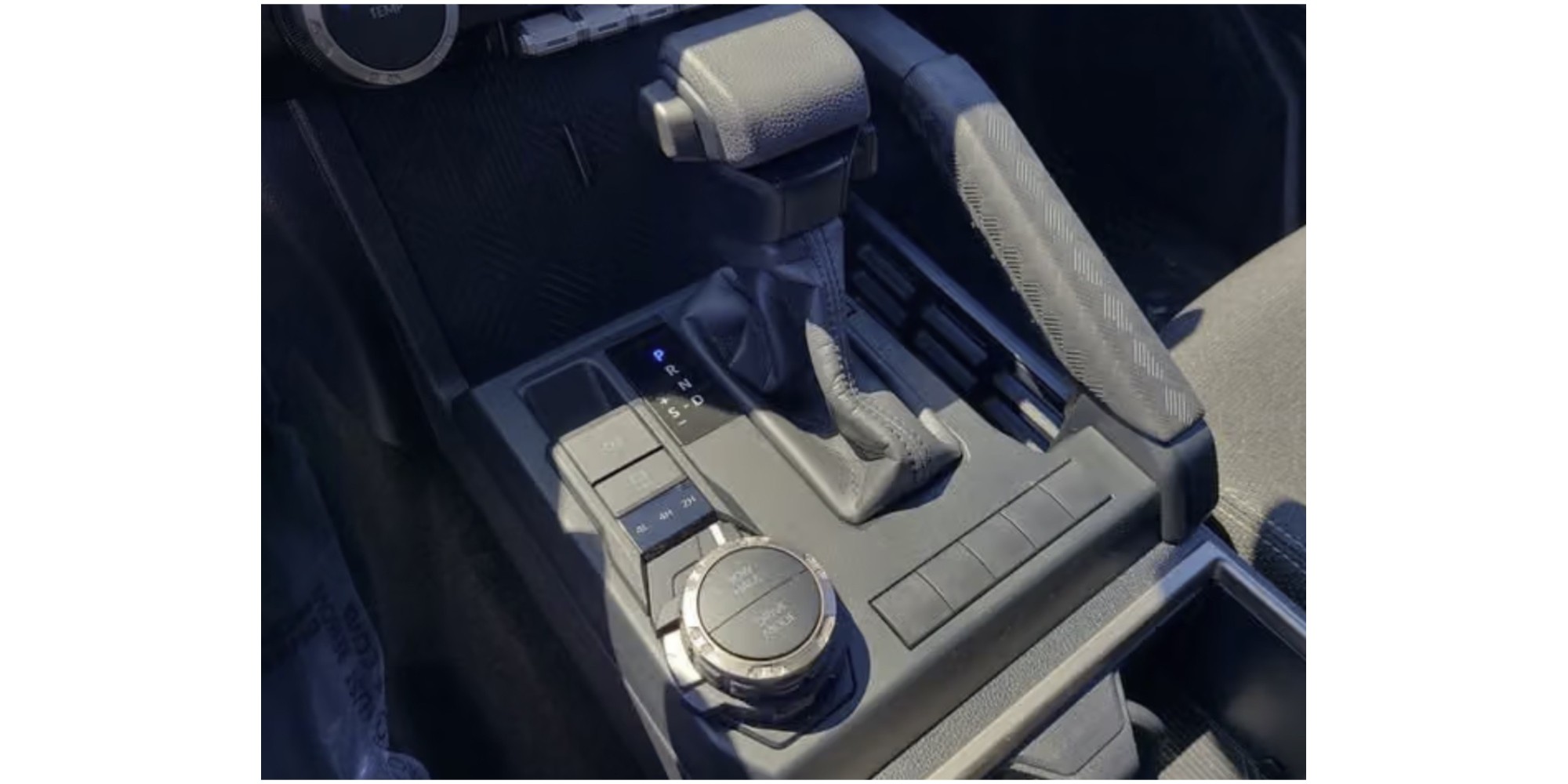 Toyota 4Runner SR5 4WD SUV | Margarita Motion C.A.
