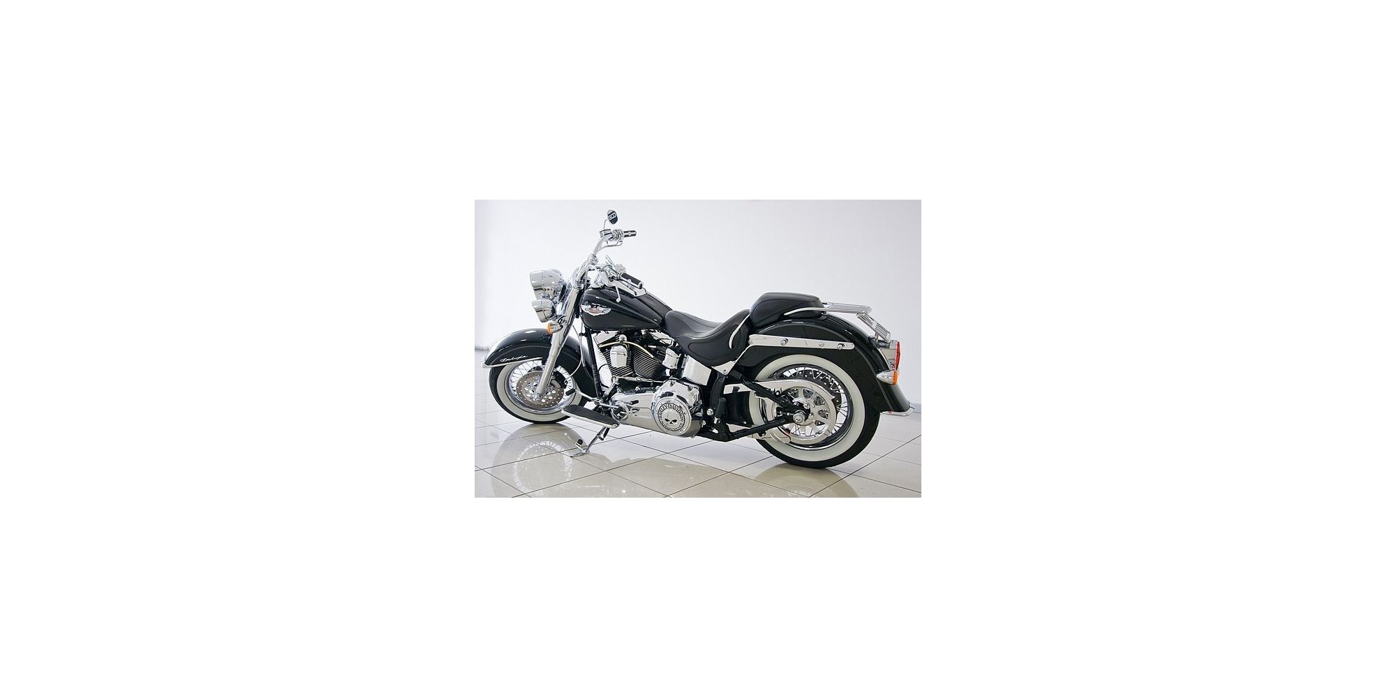 Harley-Davidson Softail | Deluxe Cruiser Motorcycle