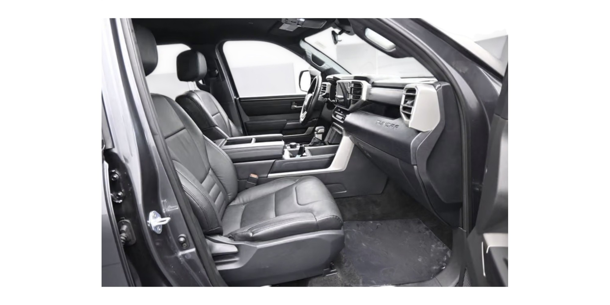 Toyota Tundra 3.4 L Twin Turbo SR5 4WD truck for sale