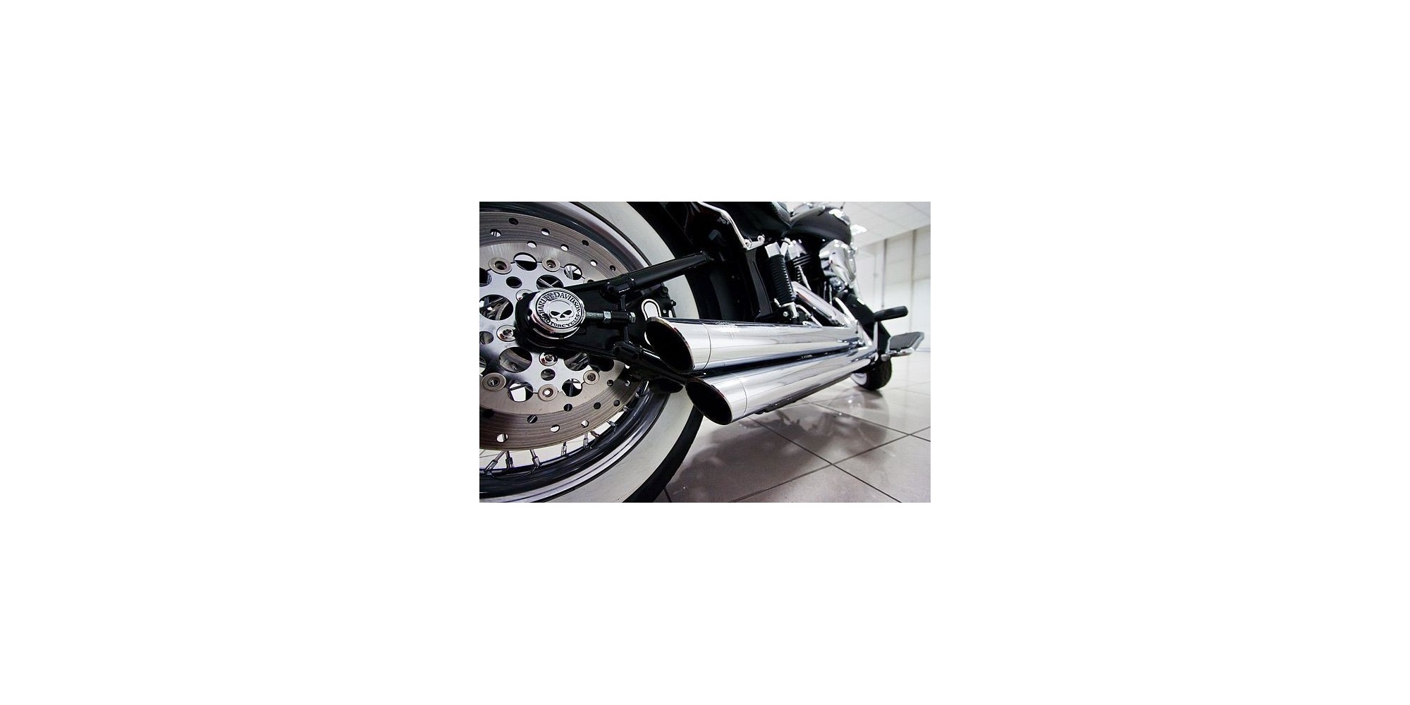 Harley-Davidson Softail | Deluxe Cruiser Motorcycle