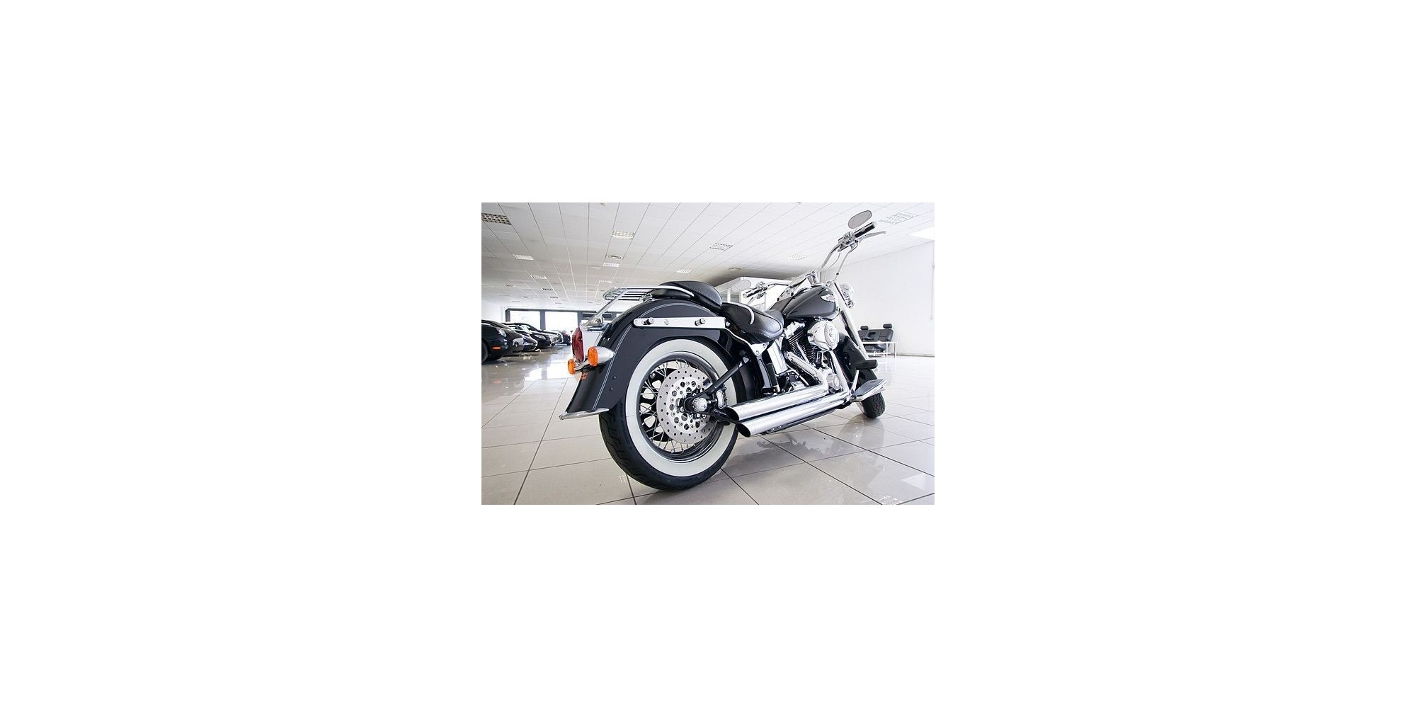 Harley-Davidson Softail | Deluxe Cruiser Motorcycle