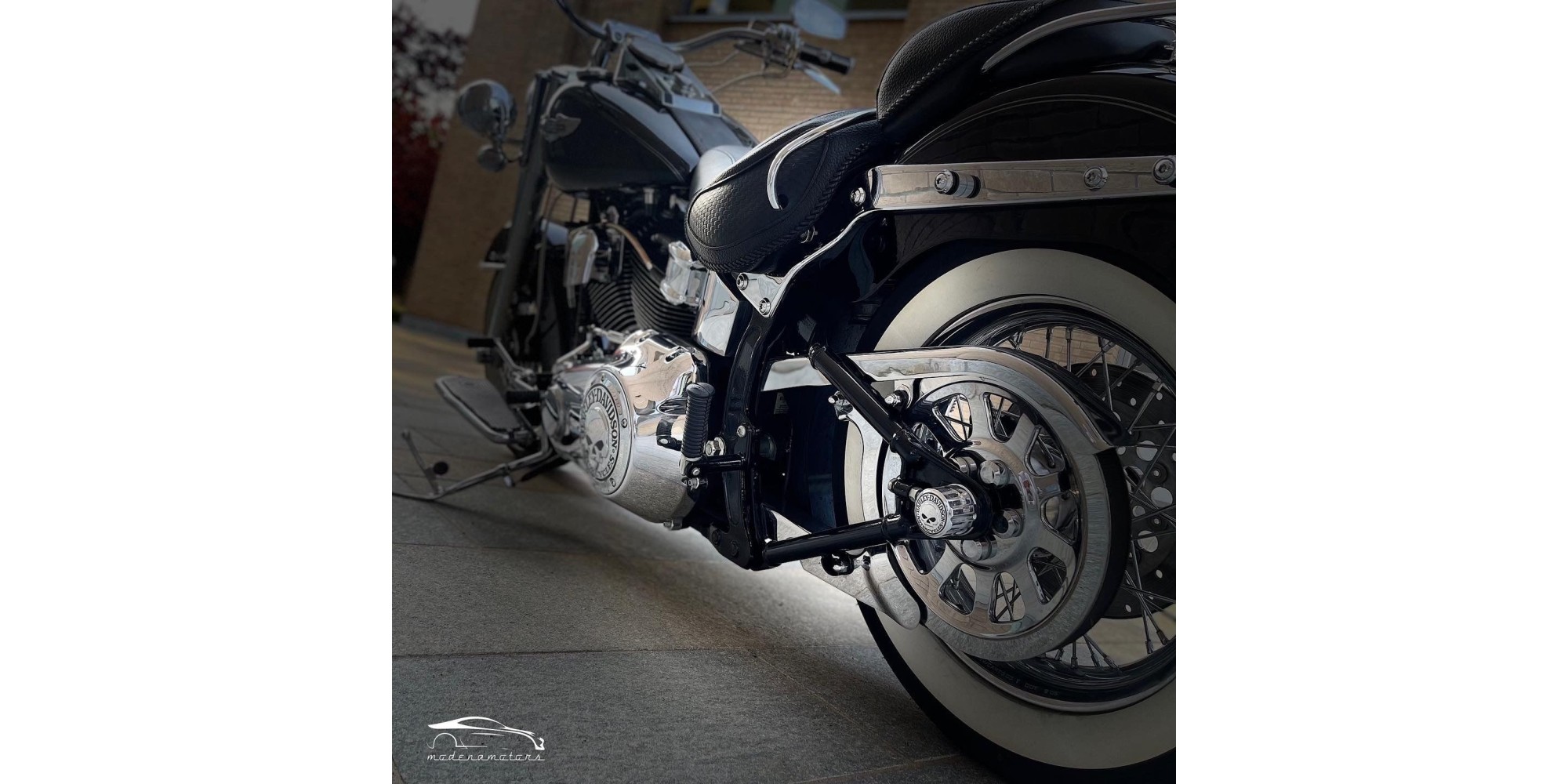 Harley-Davidson Softail | Deluxe Cruiser Motorcycle