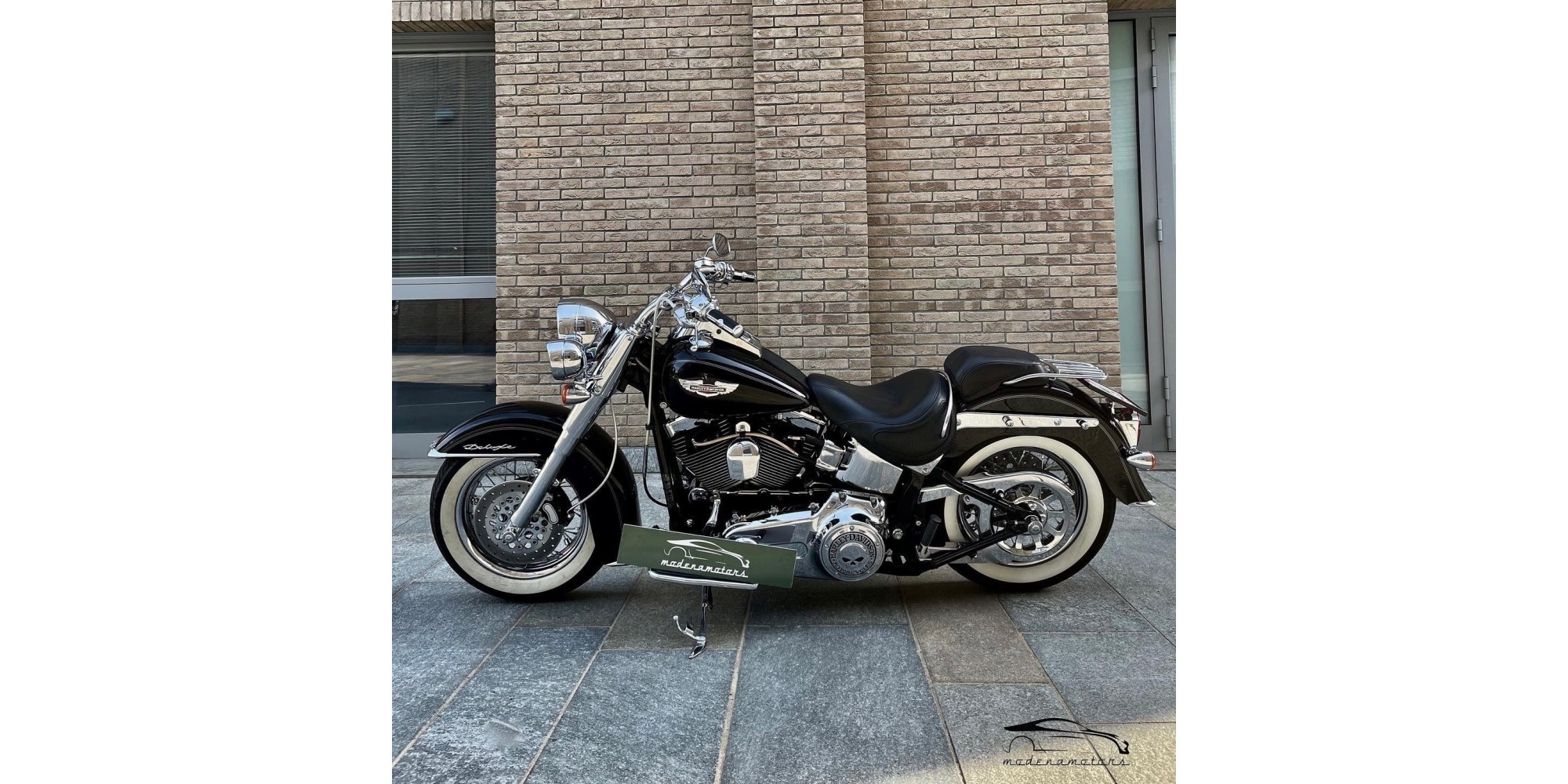 Harley-Davidson Softail | Deluxe Cruiser Motorcycle