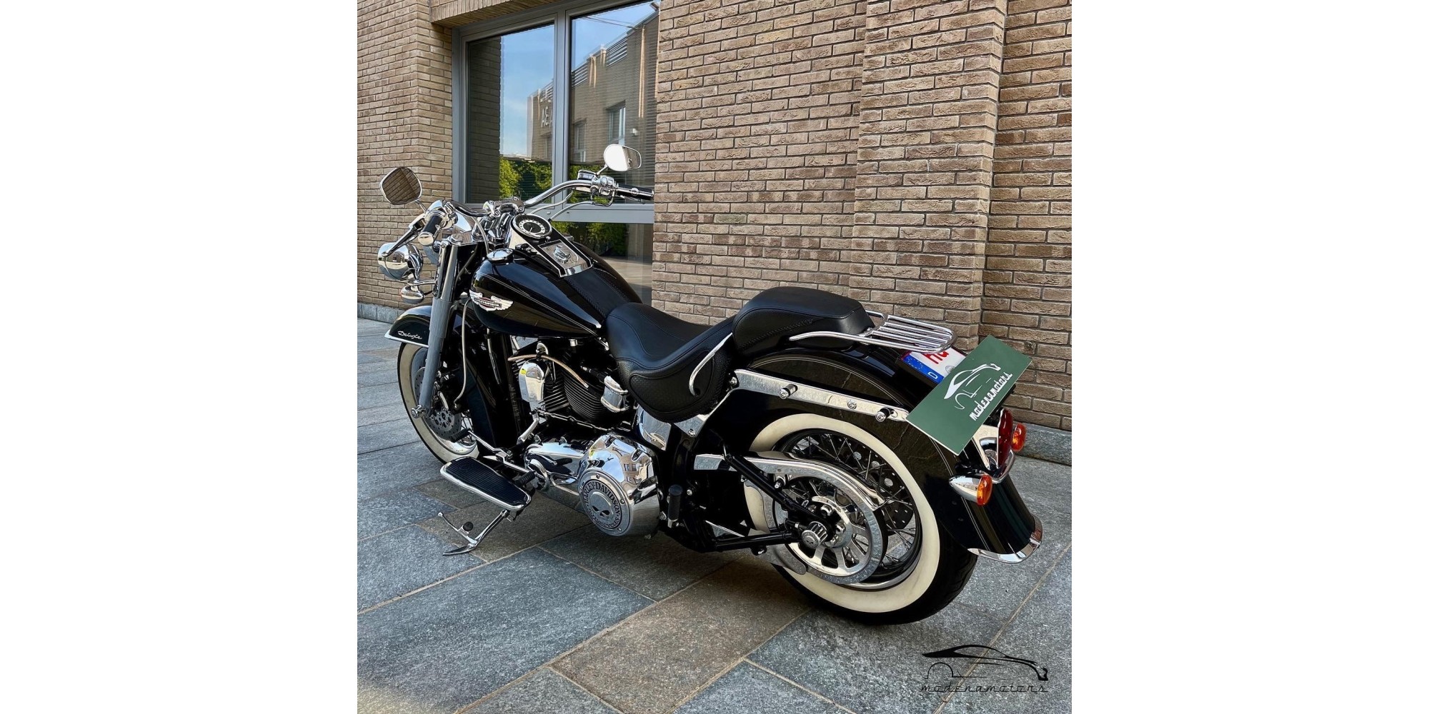 Harley-Davidson Softail | Deluxe Cruiser Motorcycle