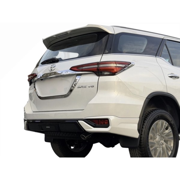 Toyota Fortuner SR5 V6 4.0L Petrol 4x4 7 Seats