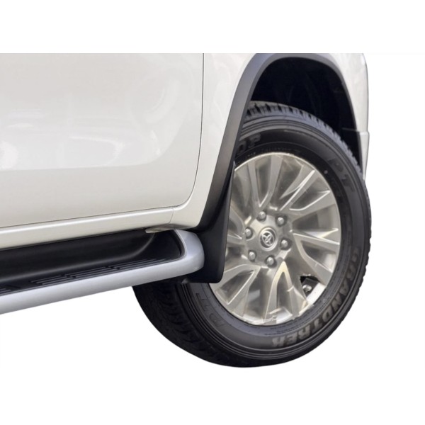 Toyota Fortuner SR5 V6 4.0L Petrol 4x4 7 Seats