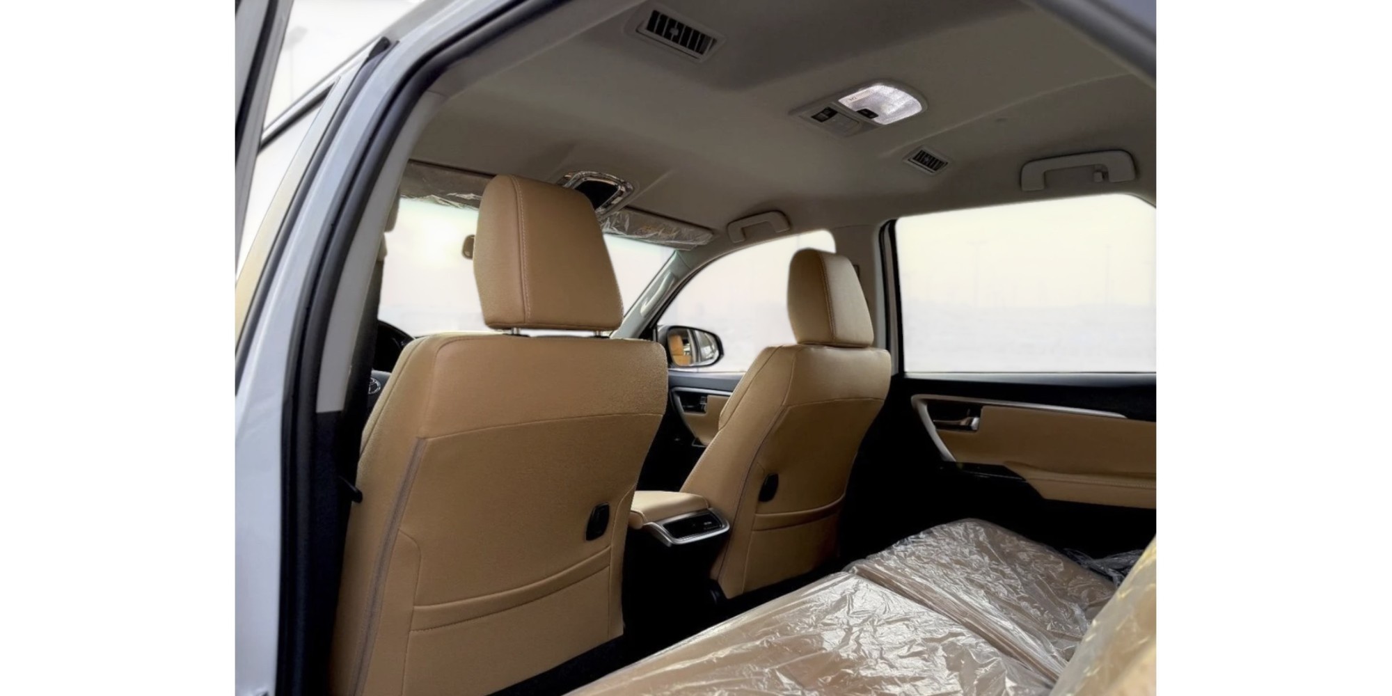 Toyota Fortuner SR5 V6 4.0L Petrol 4x4 7 Seats